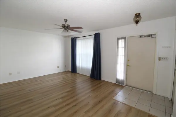 707 HUXLEY PL #7, Sun City Center, FL 33573