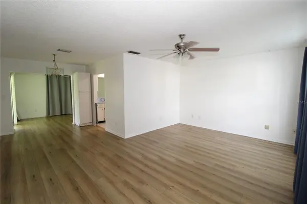 707 HUXLEY PL #7, Sun City Center, FL 33573