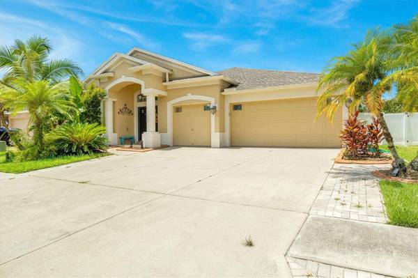3531 FORTINGALE DR, Wesley Chapel, FL 33543