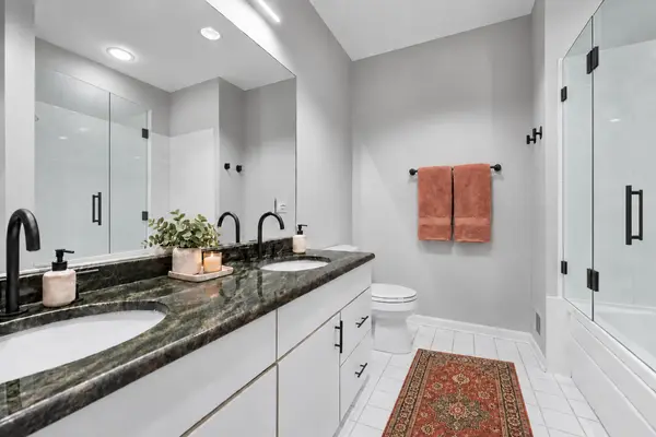 2340 N Elston AVE #3F, Chicago, IL 60614