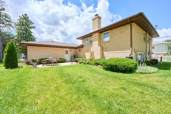 5859 S Brainard AVE, Countryside, IL 60525