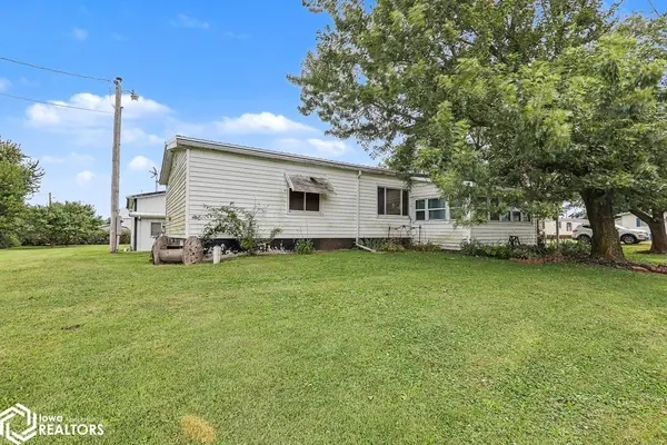 127 16th AVE, Albia, IA 52531
