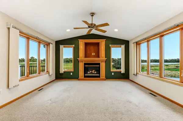 295 Orchard CT, Howard Lake, MN 55349