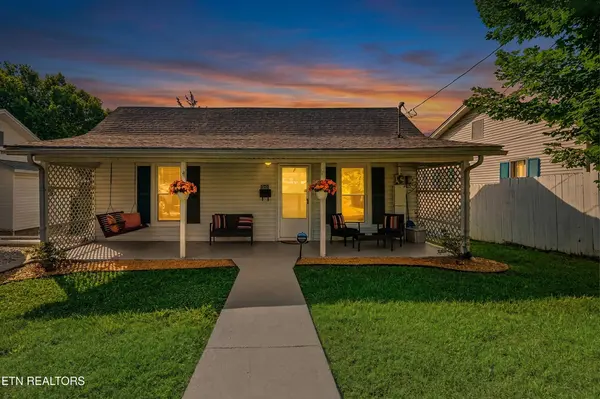 613 Fowler St, Clinton, TN 37716