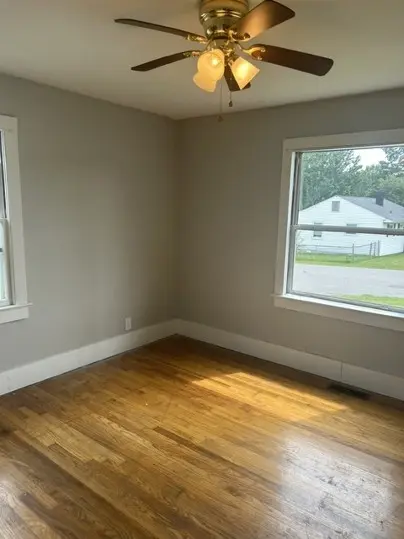 332 Morningside Dr, Hopkinsville, KY 42240