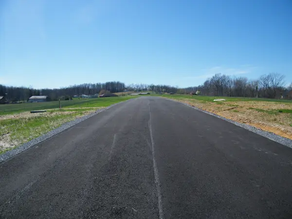 190 Daniel Lane, Westmoreland, TN 37186
