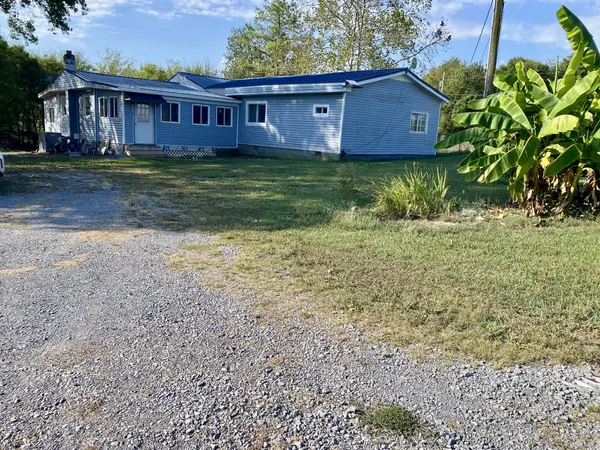 611 Burns Rd, Shelbyville, TN 37160