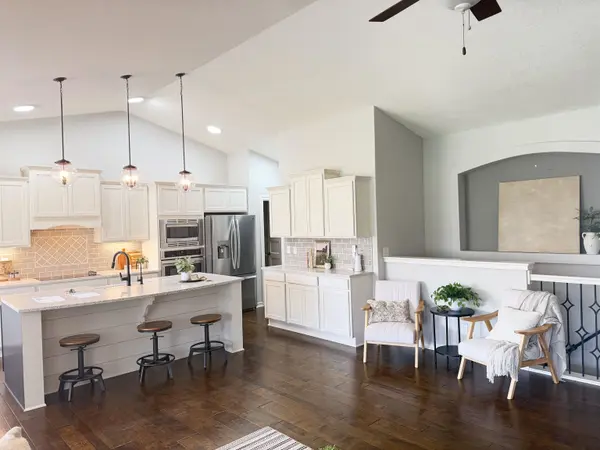 2406 N Silverdale St, Andover, KS 67002