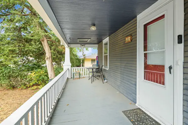 614 Charles St, Salina, KS 67401