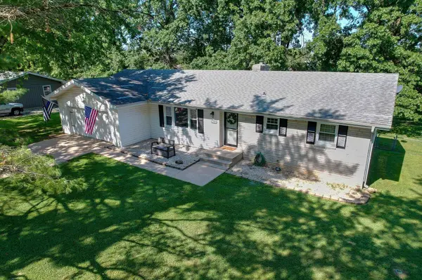 1709 S 11th AVE, Ozark, MO 65721