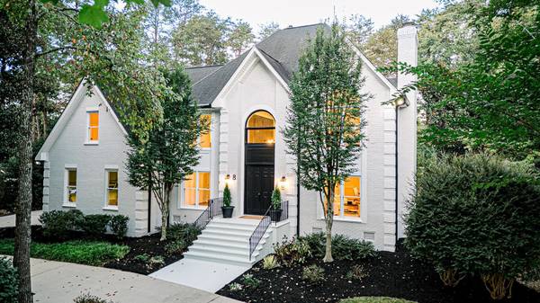 8 Sneed DR, Taylors, SC 29687