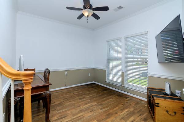 15 Bellows Falls DR, Greer, SC 29650