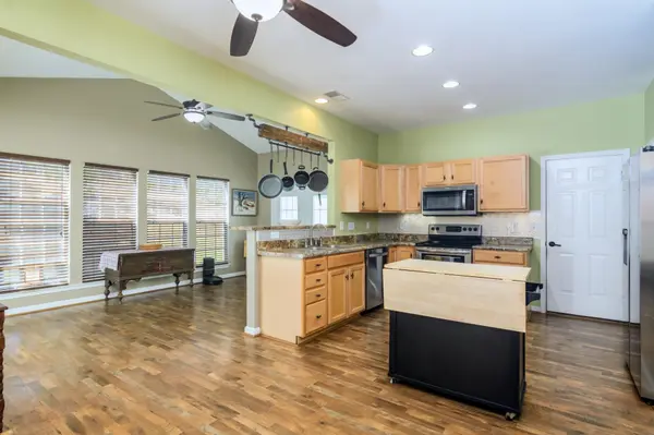 15 Bellows Falls DR, Greer, SC 29650