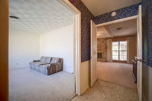 1120 Atlanta Circle, Garland, TX 75041