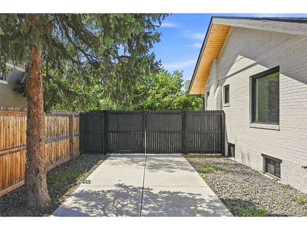 1448 Niagara, Denver, CO 80220