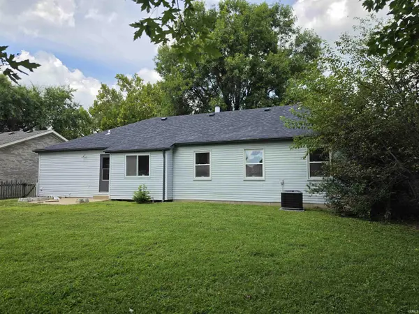 6927 Kolb DR, Evansville, IN 47715