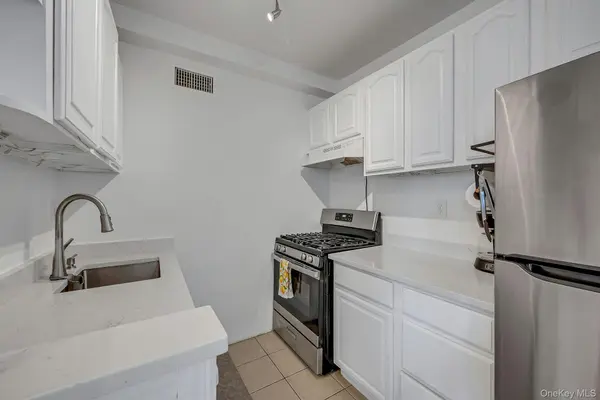 2400 Johnson AVE #4G, Bronx, NY 10463