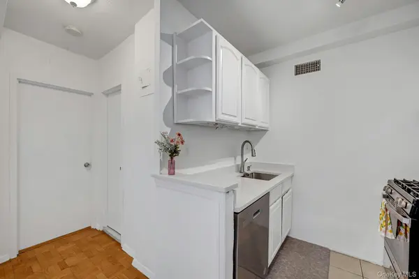 2400 Johnson AVE #4G, Bronx, NY 10463