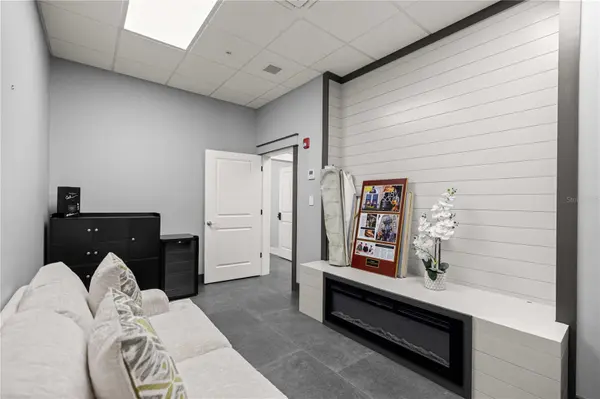 18 S MAGNOLIA AVE #Suite 3, Ocala, FL 34471