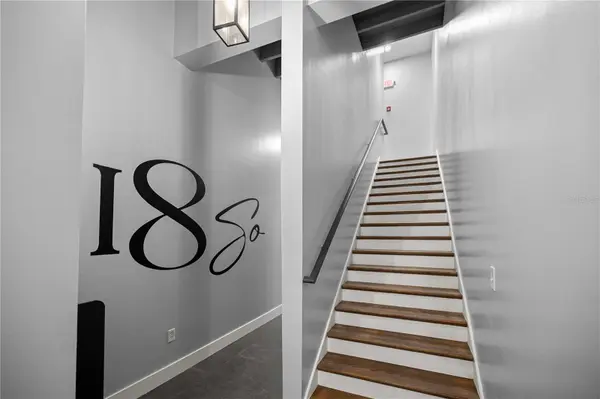 18 S MAGNOLIA AVE #Suite 5, Ocala, FL 34471