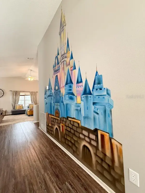 425 CASTLEMAIN CIR, Davenport, FL 33897