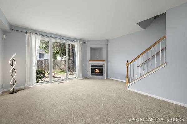 2875 Stonewater DR #2875, Naperville, IL 60564