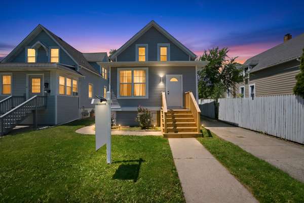 124 N 11th AVE, Melrose Park, IL 60160