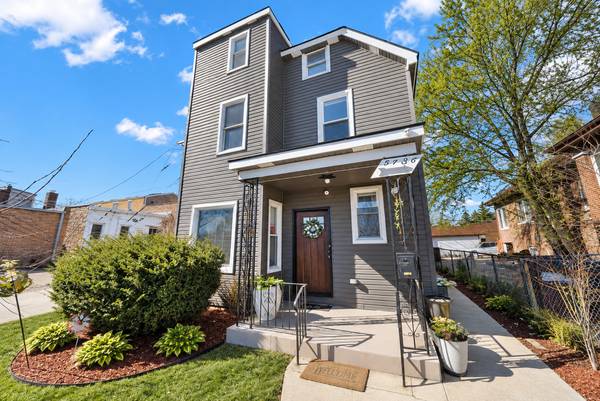 9436 S Spaulding AVE, Evergreen Park, IL 60805