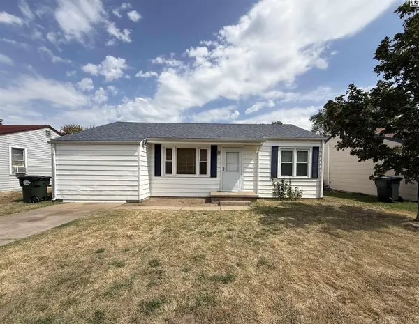 1410 N Orchard Ave, Hutchinson, KS 67501