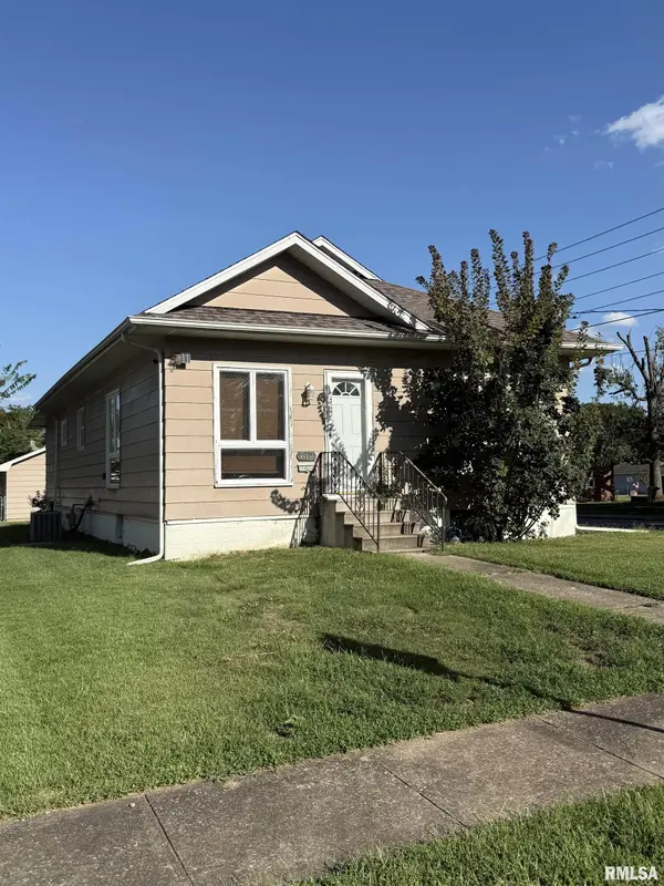 612 S Jesse ST, Christopher, IL 62822