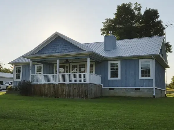 372 County Road 105, Athens, TN 37303