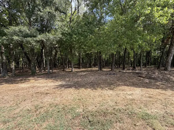 2 Newt McKnight Rd, Mcminnville, TN 37110