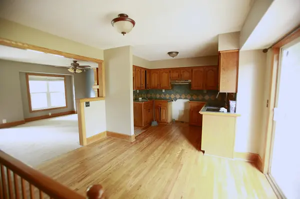 32910 E Oak Hill School RD, Oak Grove, MO 64075