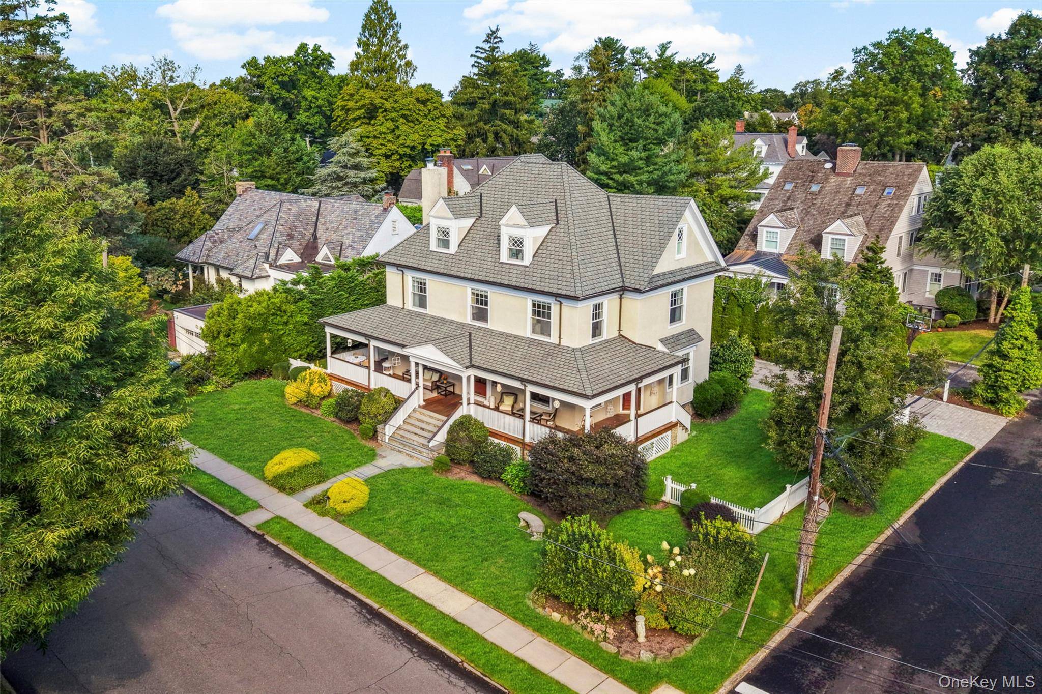 26 Linden AVE, Larchmont, NY 10538