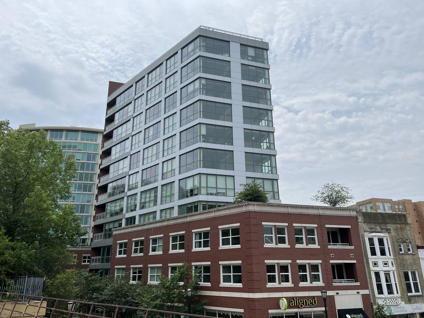 1590 Elmwood AVE #305, Evanston, IL 60201