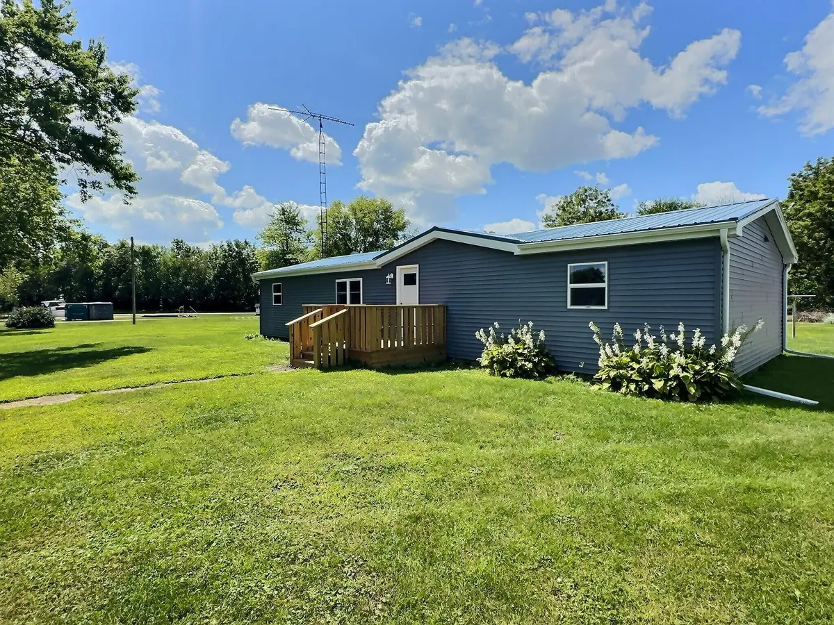 306 S Chestnut ST, Earl Park, IN 47942