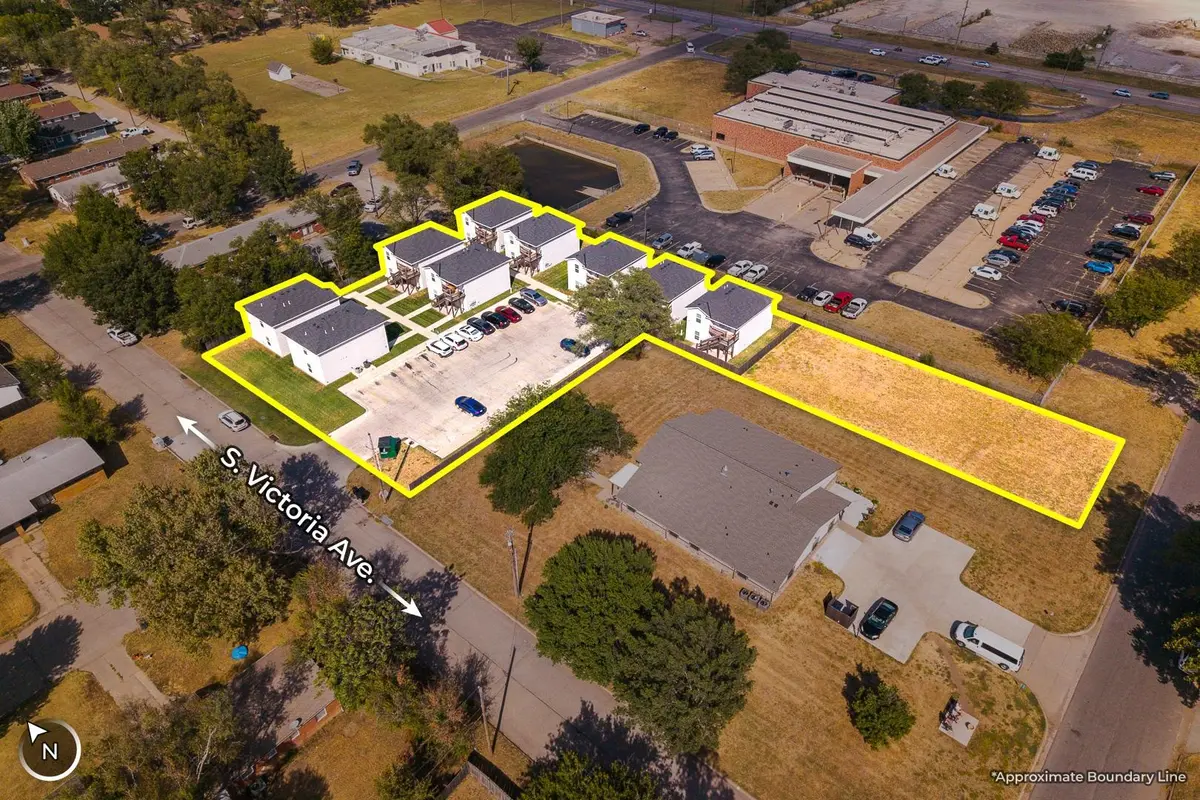 3212-3244 S Victoria Ave, Wichita, KS 67216