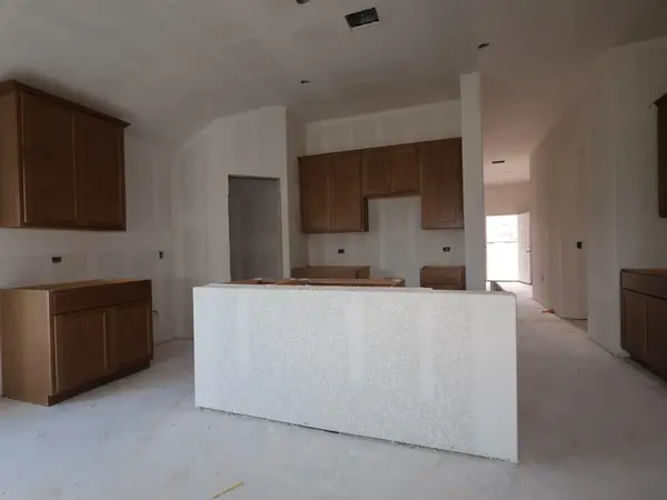 9400 Furman DR, Austin, TX 78747