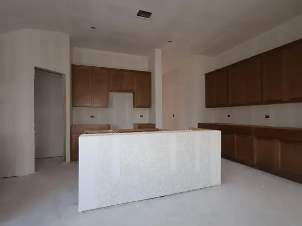 9400 Furman DR, Austin, TX 78747