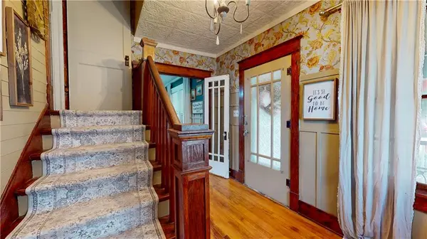 206 S 1st ST, Savannah, MO 64485