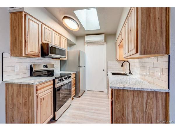 1820 Newland #312, Lakewood, CO 80214