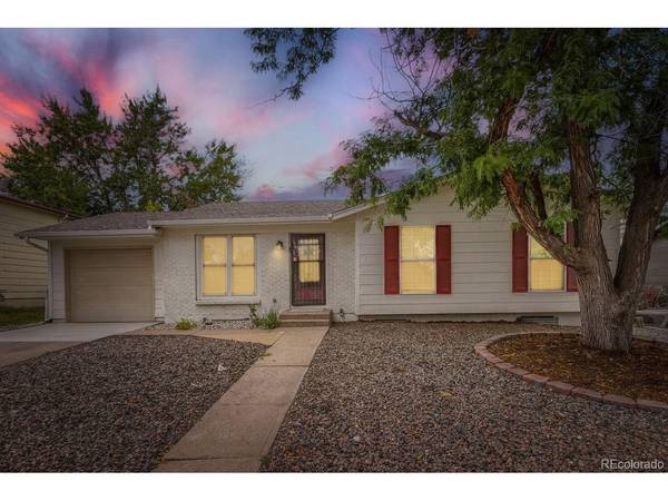 2615 S Laredo, Aurora, CO 80013
