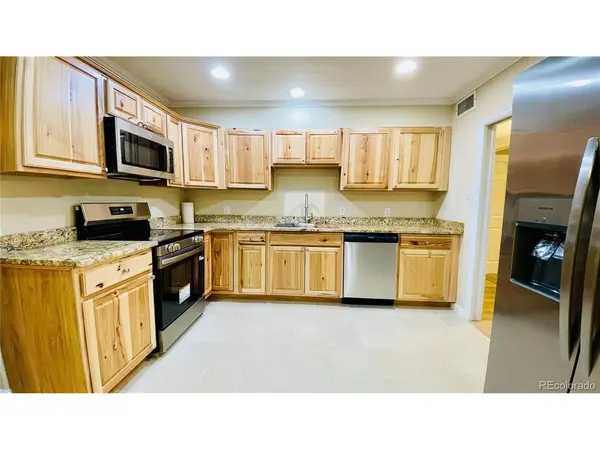 903 Quentin, Aurora, CO 80011