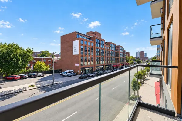 14617 Northern Blvd #2A, Flushing, NY 11354