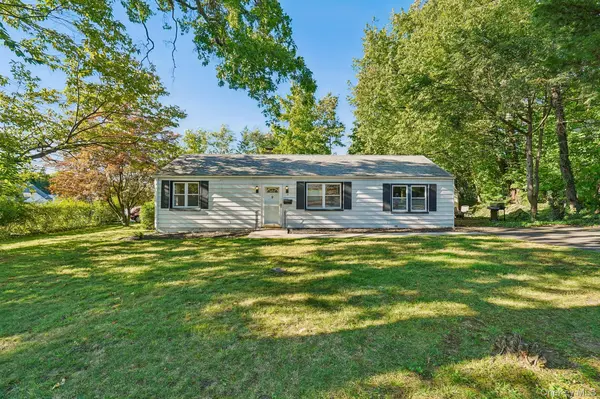 2 St Anthony AVE, Nanuet, NY 10954