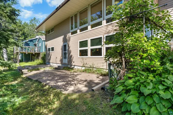5310 Oakley St, Duluth, MN 55804