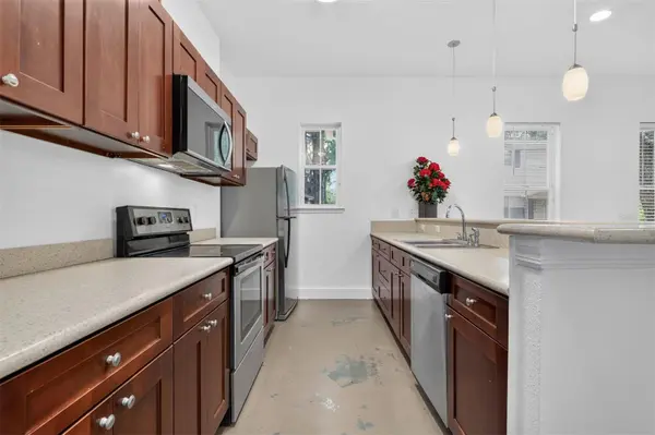 727 NW 4TH AVE, Gainesville, FL 32601