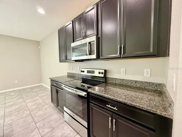 7123 SUMMER HOLLY PL, Riverview, FL 33578