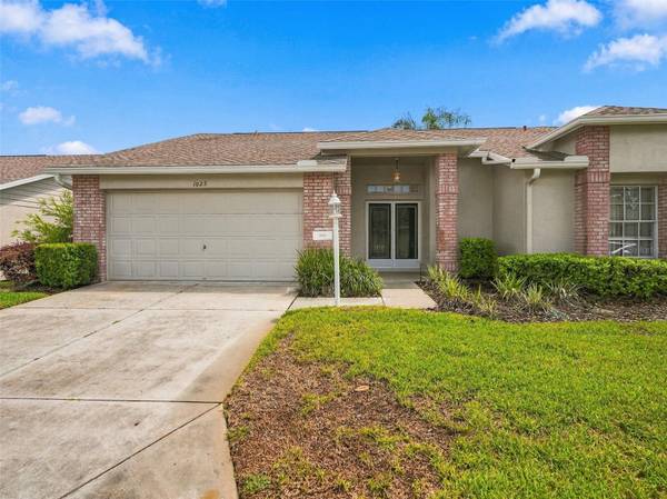 1023 ALMONDWOOD DR, New Port Richey, FL 34655