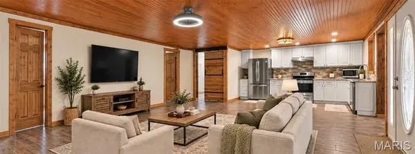 21479 State Highway U, Warrenton, MO 63383